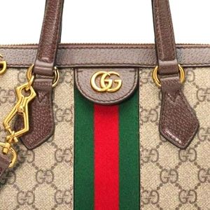 Gucci pocketbook